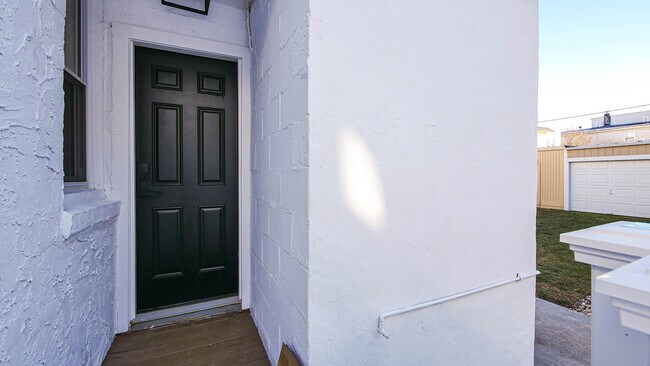 Building Photo - 6416 Monmouth Ave