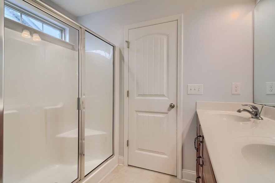 Building Photo - 4440 Lord Mario Ct