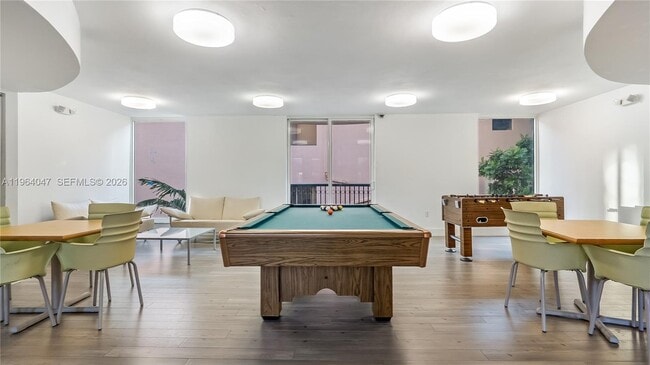 Building Photo - 8888 Collins Ave