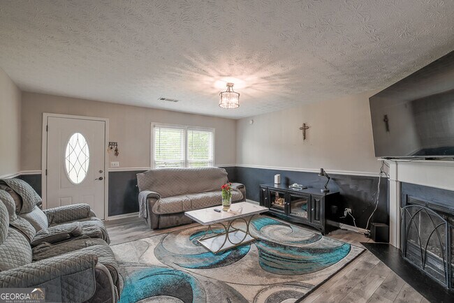 Building Photo - 356 Meadow Trace Dr