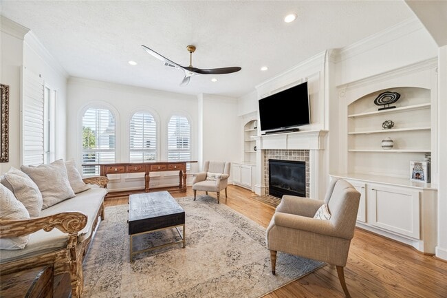 Building Photo - 811 Patterson St