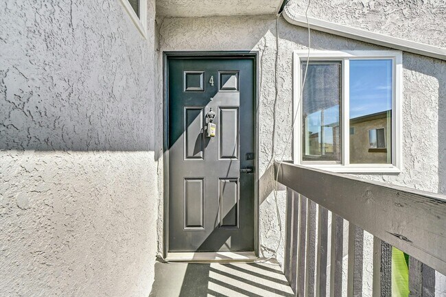 Building Photo - 18652 Libra Cir