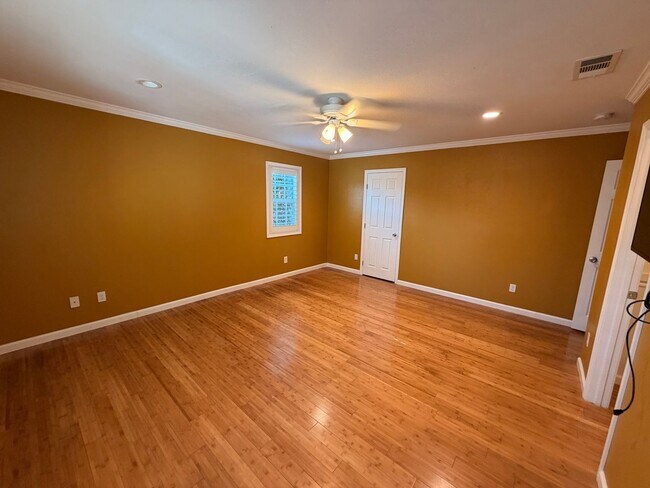 Building Photo - Unbelievable 4 Bed, 4 Bath House For Rent In Buena Park-Must See To Appreciate!