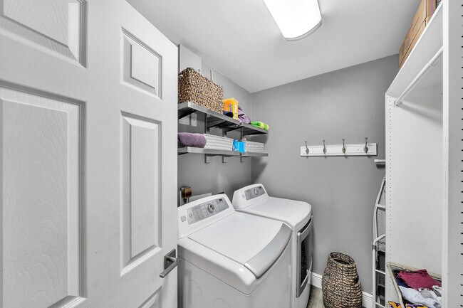 Building Photo - 23281 Butterfly Palm Ct