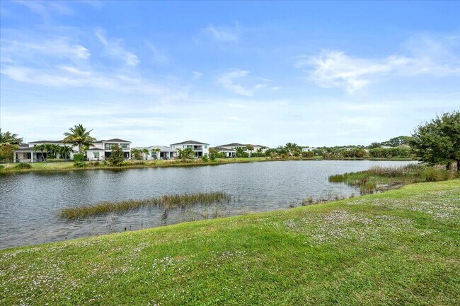 Building Photo - 13673 Artisan Cir