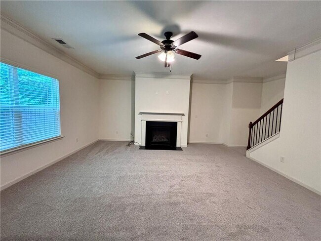 Building Photo - 613 Stonehurst Ln
