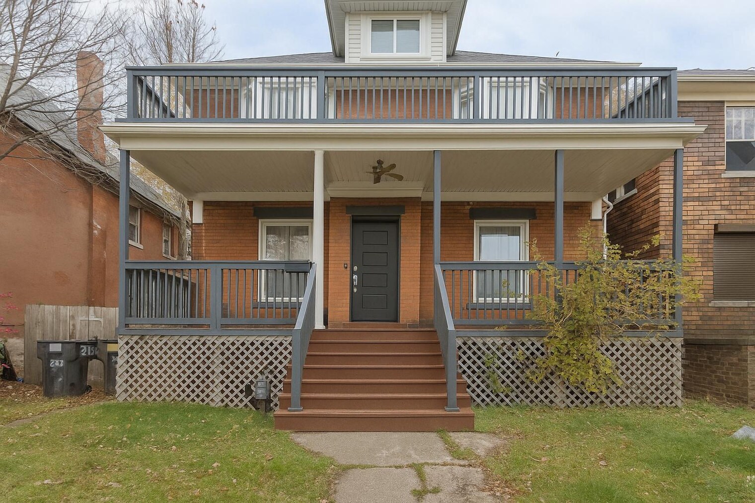 Building Photo - 280 Hague St