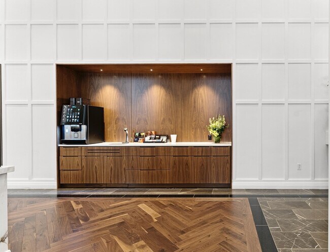 Building Photo - 3 Avery St