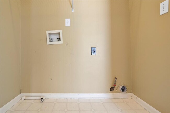 Building Photo - 5465 Derby Chase Ct