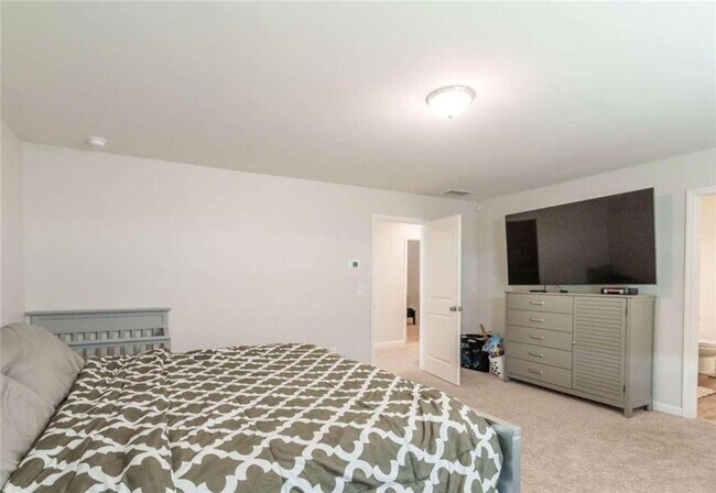 Building Photo - 449 Mccall Wy