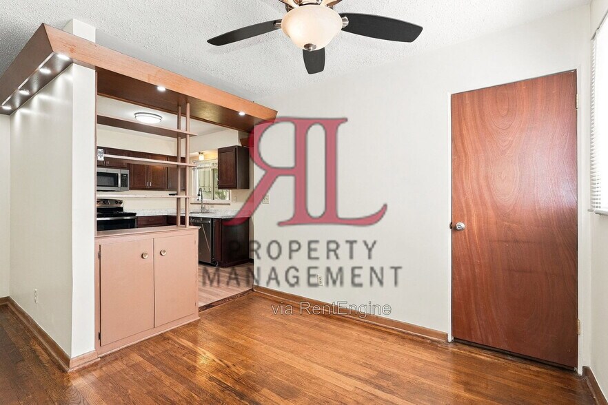 Building Photo - 4176 Beechgrove Dr