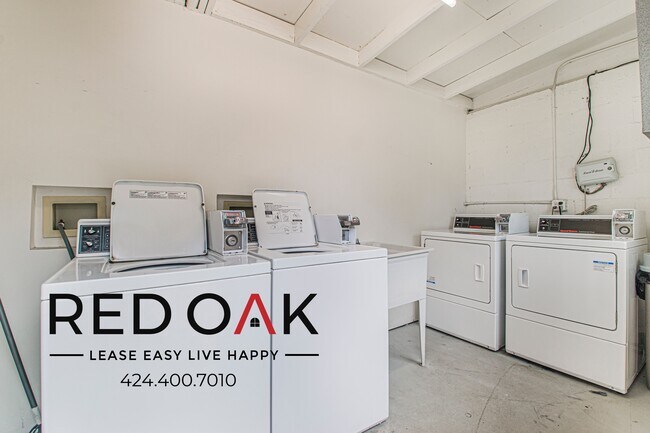 Building Photo - 380 S Sierra Madre Blvd