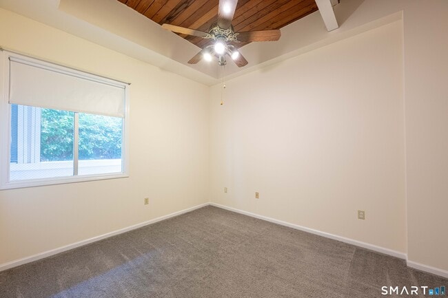 Building Photo - 319 New Britain Rd