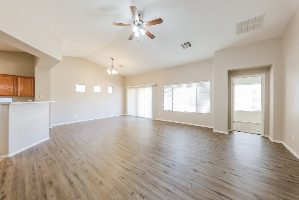 Building Photo - 2351 S 155th Ln