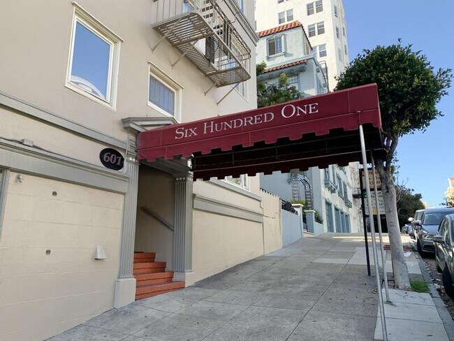 Building Photo - 601 Stockton St