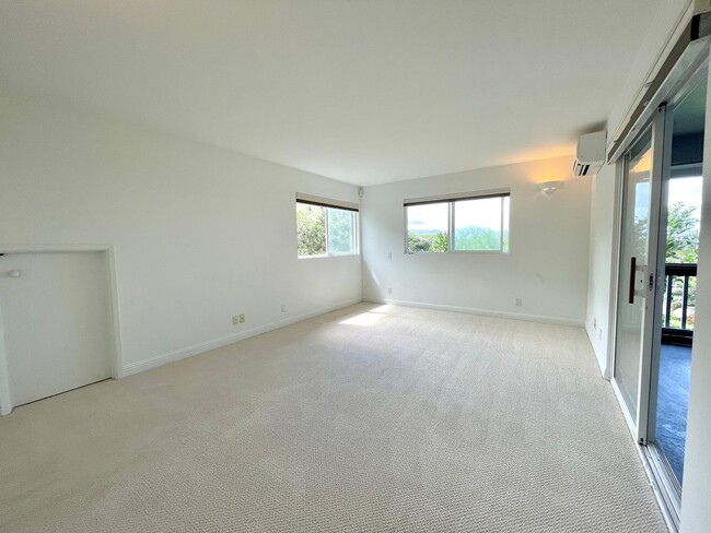 Building Photo - Ahuimanu - Kaneohe - 4 bedrooms, 2.5 bathrooms