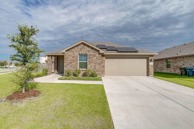 Primary Photo - Nice 3 Bed, 2 Bath House in Creekside Esta...