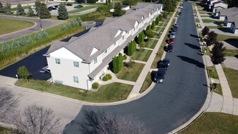 Building Photo - 2332 Peters Dr