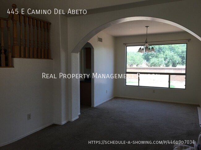 Building Photo - Luxury Living 4bd/2.5 bath in Rancho Sahua...