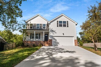 Building Photo - Beautiful Newer Construction Home in Old Hickory – 3 Bed, 2.5 Bath