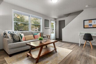 Building Photo - 1800 E Northland Ave