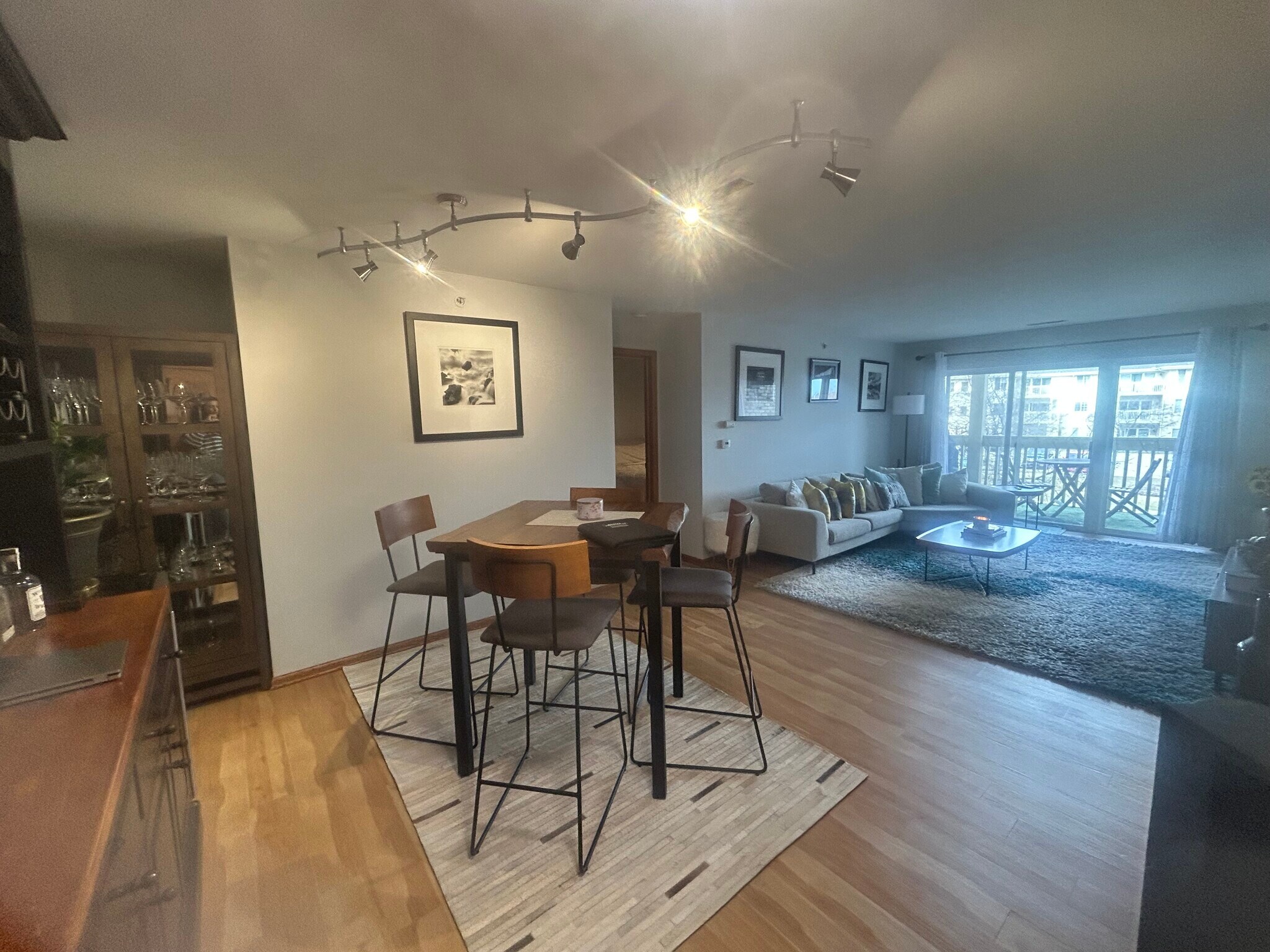 Building Photo - 530 Windstone Dr