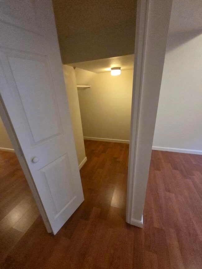 Building Photo - 3516 Atlantic Dr