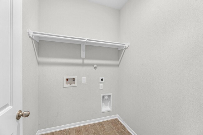 Building Photo - 24430 Piney Harbor Ln