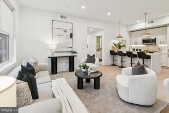 Building Photo - 30 W Allens Ln