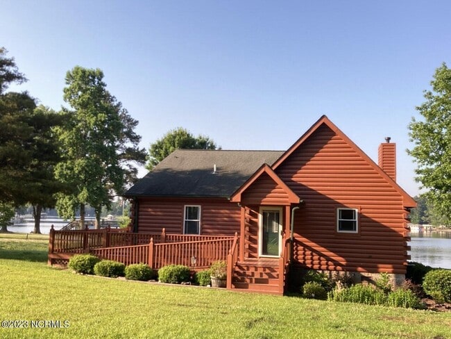 Building Photo - 156 Red Bug Rd