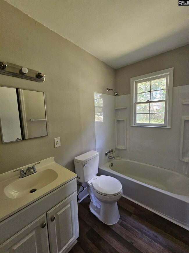 Building Photo - 3924 Trotter Rd