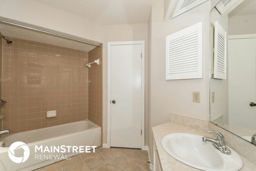 Building Photo - 6970 Tree Frog Ct