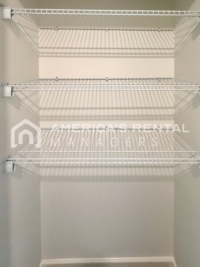 Building Photo - Spacious Single-Story Living in Vance, AL! Available to View Now! REDUCED PRICE!  DEPOSIT PENDING!!