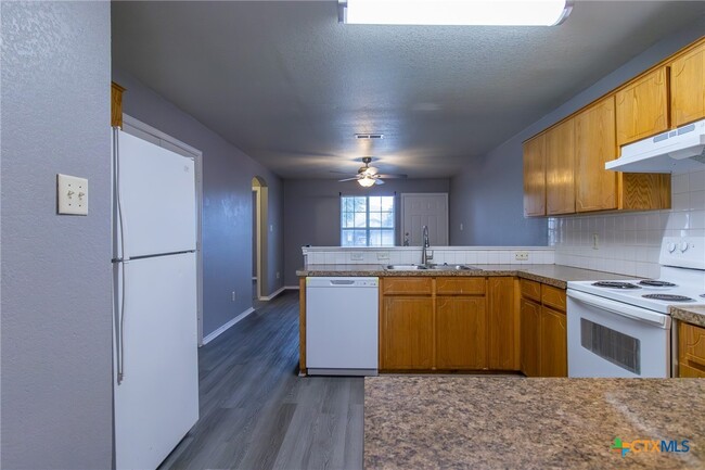 Building Photo - 3409 Toledo Dr