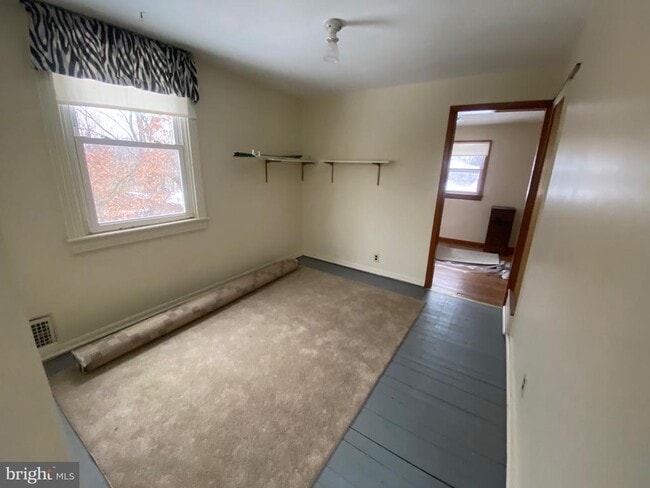 Building Photo - 1091 Benjamin Franklin Hwy