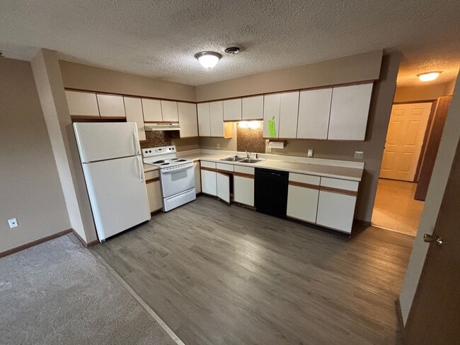 Building Photo - Great Location available soon!
