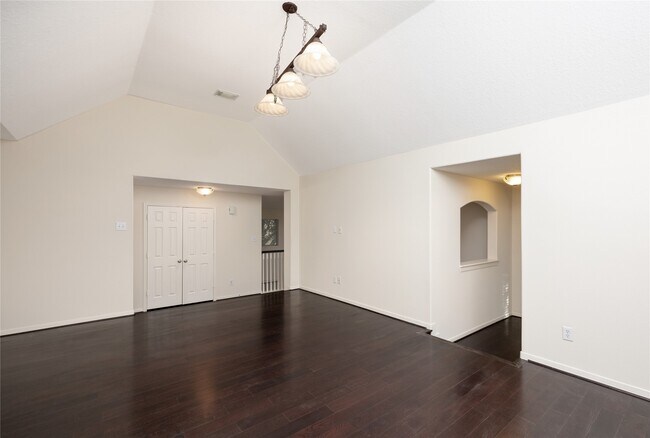 Building Photo - 2327 Centerbrook Ln