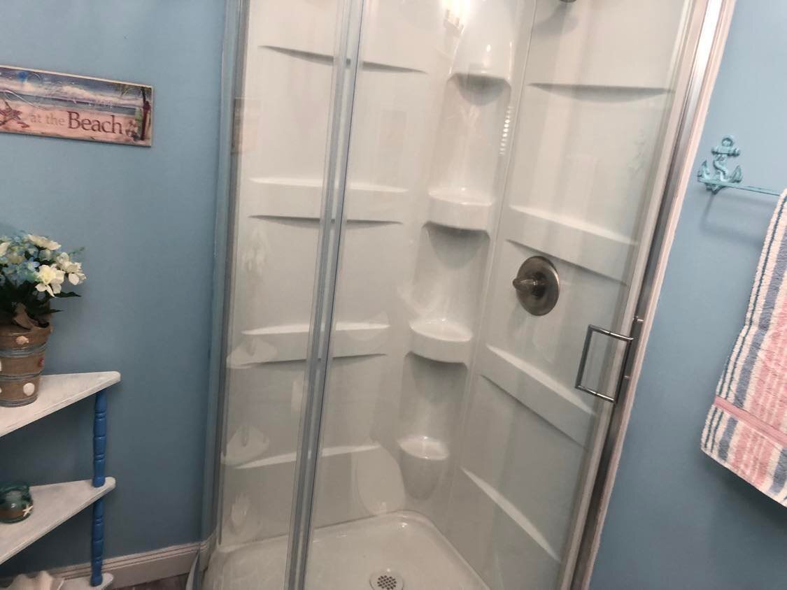 Updated shower and bath - 5602 Atlantic Ave
