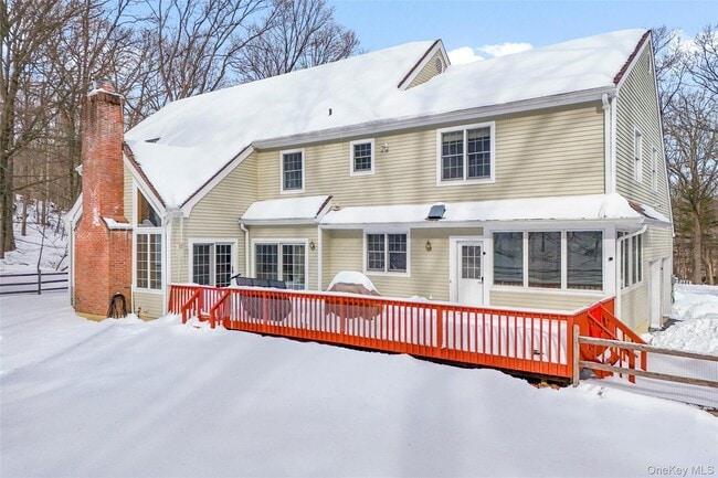 Building Photo - 50 Evergreen Row