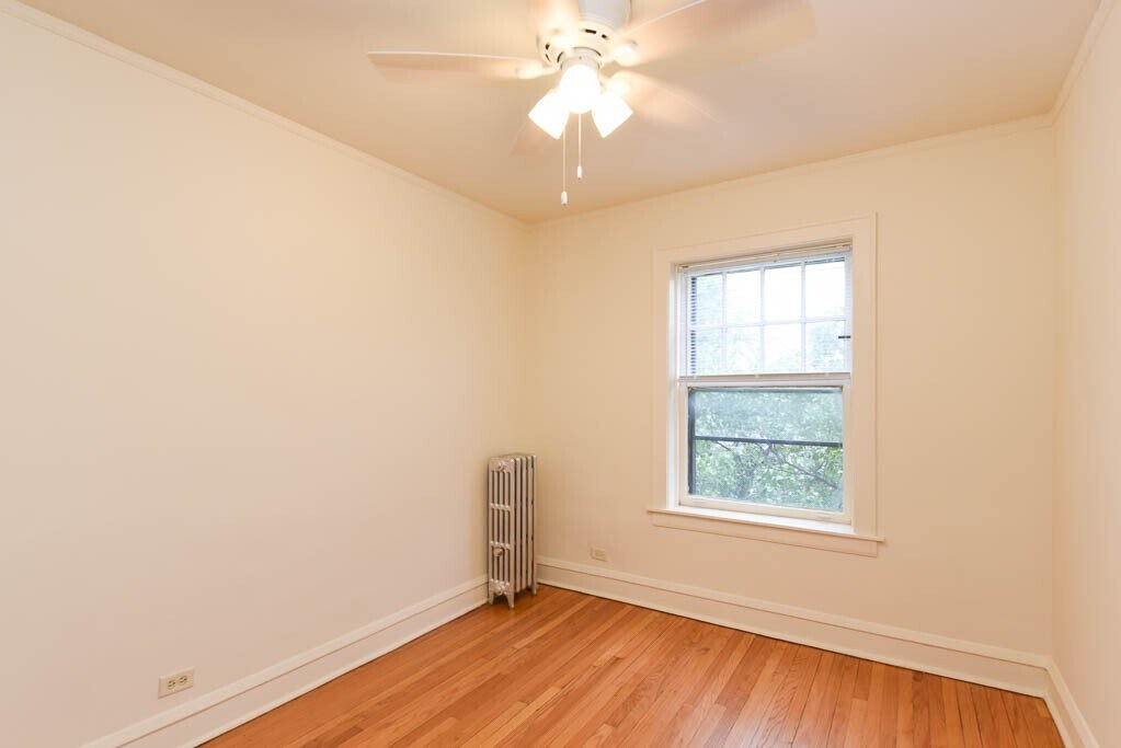 Building Photo - 2850 W Cullom Ave