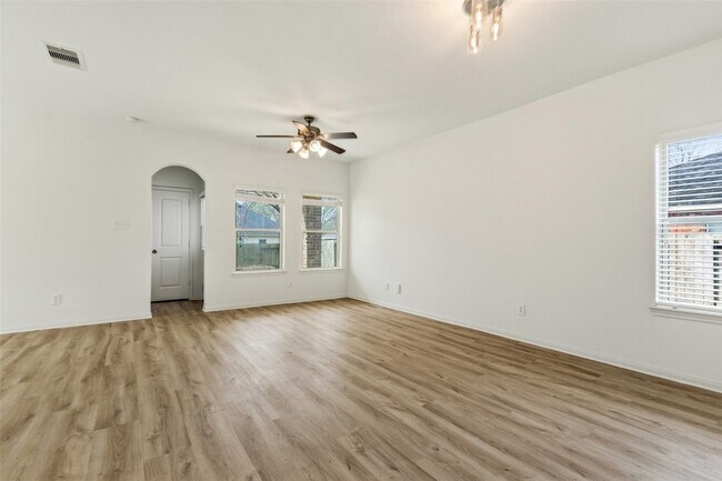 Building Photo - 12339 Ridgecrest Dr