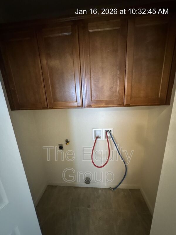 Building Photo - 2191 Bella Oaks Dr