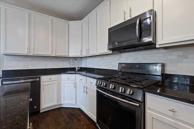 Building Photo - 4541 S Evans Ave