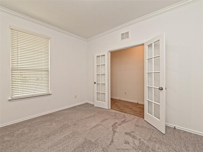 Building Photo - 1625 Holly Lk Dr