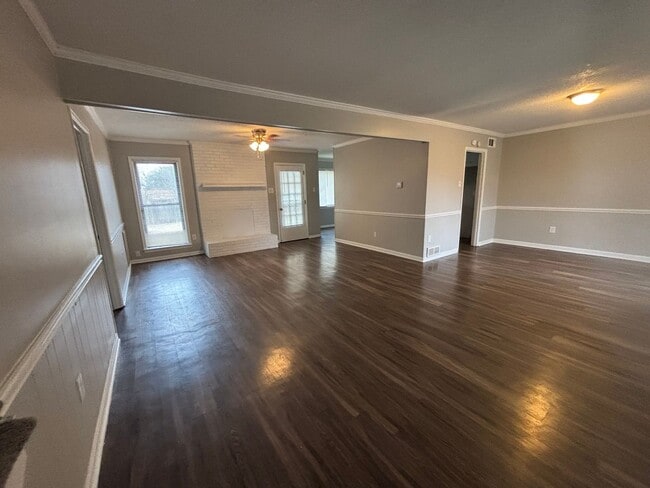 Building Photo - 1468 Mullins Station Rd