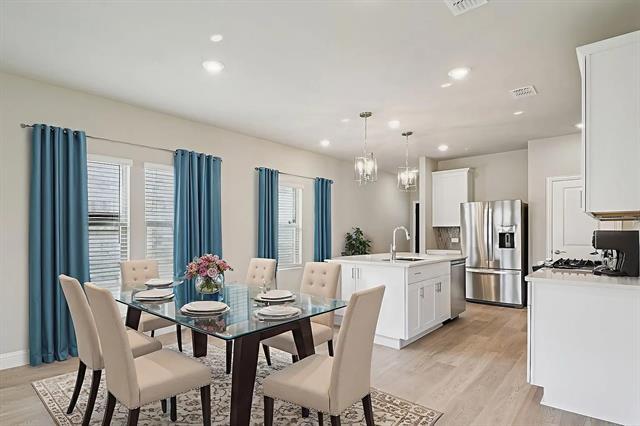 Building Photo - 1200 Booker Dr