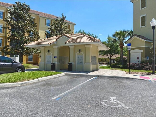 Building Photo - 3344 Robert Trent Jones Dr