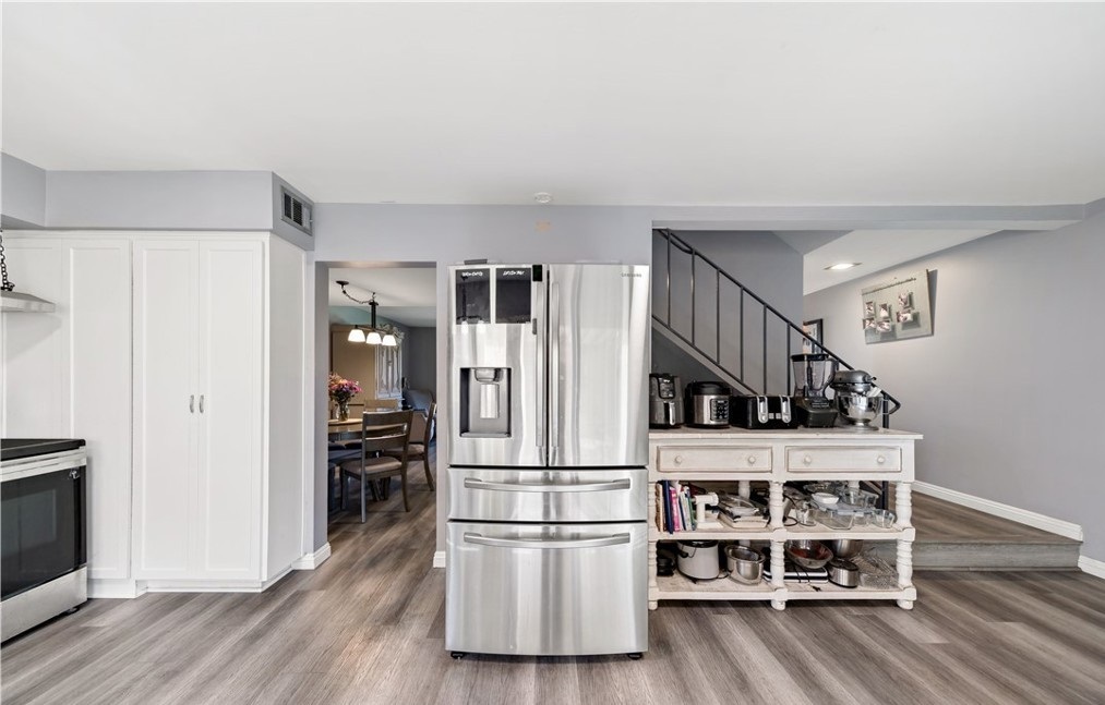 Building Photo - 4045 Via Encinas