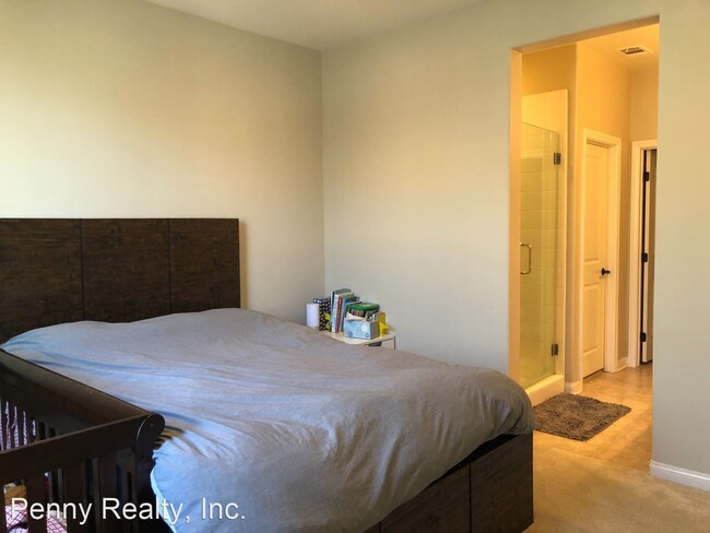 Building Photo - 4 br, 3.5 bath House - 16238 Veridian Circle