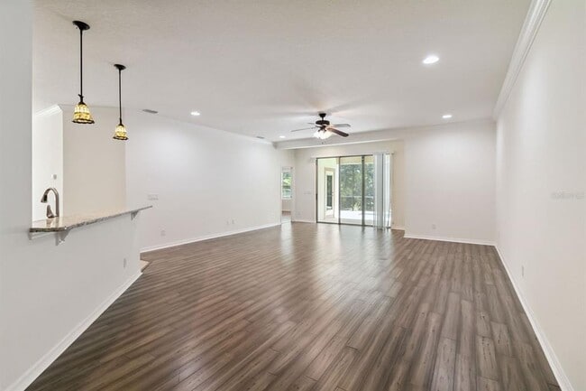Building Photo - 1289 Heavenly Cove